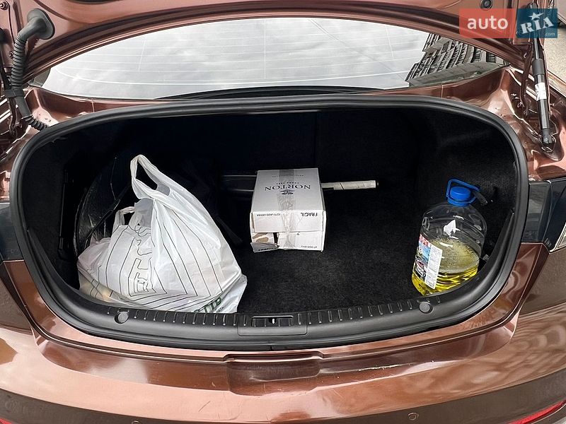 Седан Mazda 3 2012 в Києві