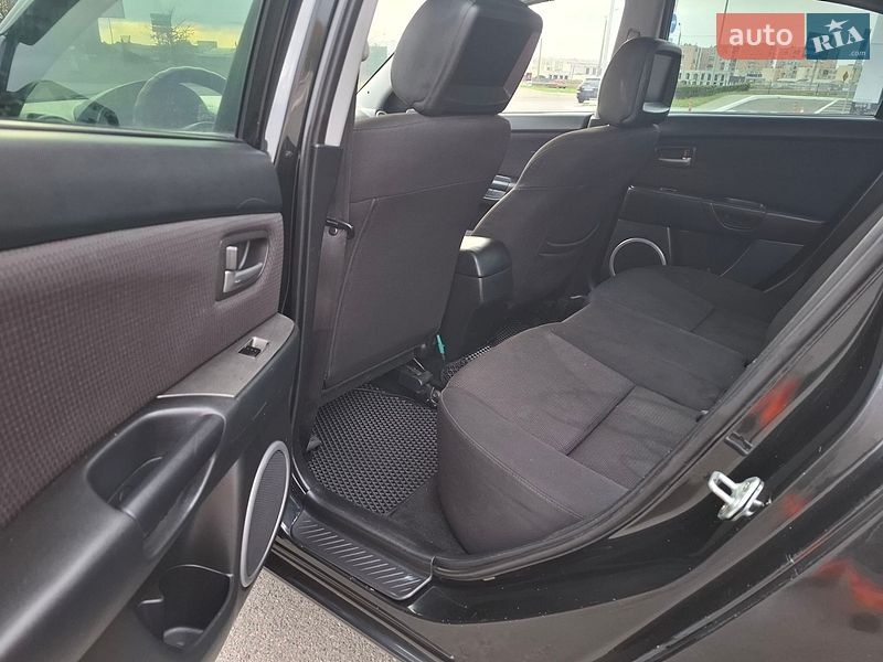 Седан Mazda 3 2006 в Одессе