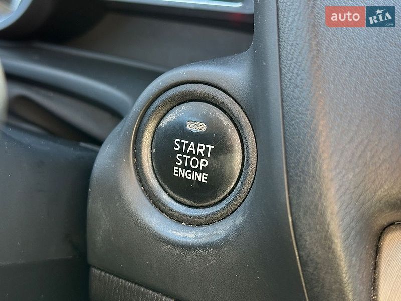 Седан Mazda 3 2014 в Івано-Франківську