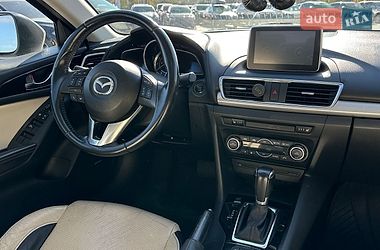 Седан Mazda 3 2014 в Івано-Франківську