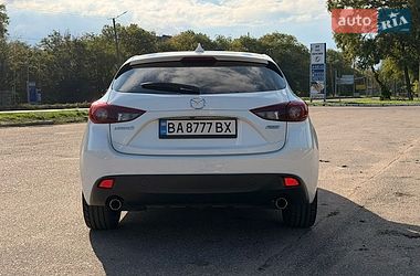 Хетчбек Mazda 3 2015 в Кропивницькому