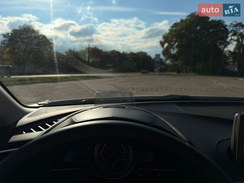 Хетчбек Mazda 3 2015 в Кропивницькому
