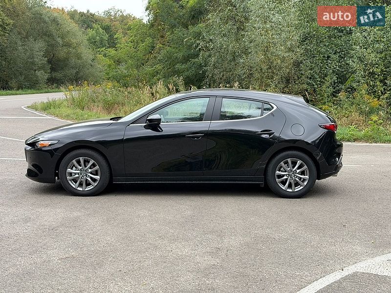 Хэтчбек Mazda 3 2025 в Киеве фото 8 Хэтчбек Mazda 3 2025 в Киеве