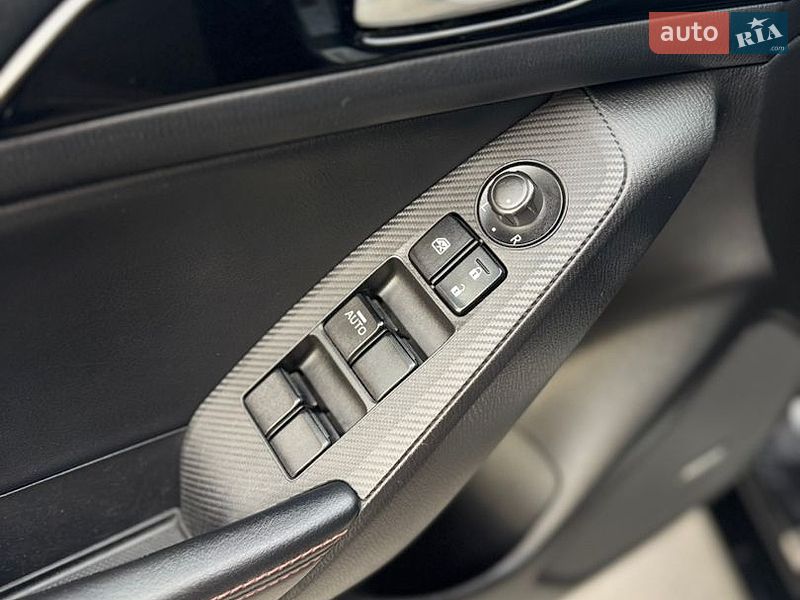 Хетчбек Mazda 3 2014 в Дніпрі