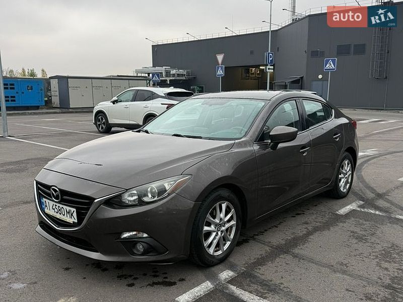 Седан Mazda 3 2016 в Боярці