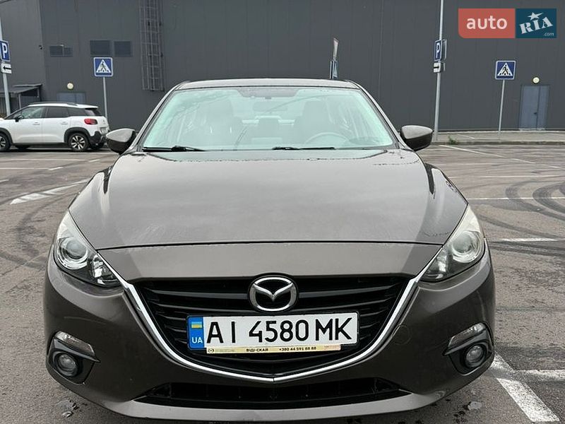 Седан Mazda 3 2016 в Боярці