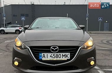 Седан Mazda 3 2016 в Боярці