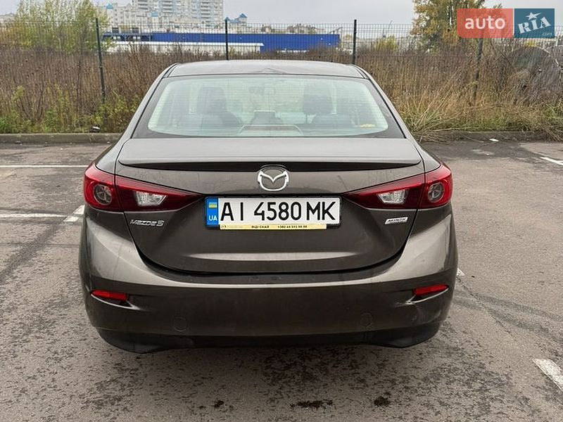 Седан Mazda 3 2016 в Боярці