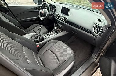 Седан Mazda 3 2016 в Боярці