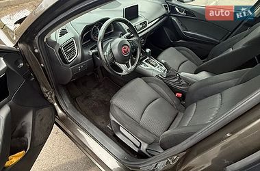Седан Mazda 3 2016 в Боярці