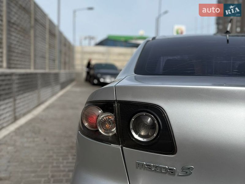 Седан Mazda 3 2007 в Одесі