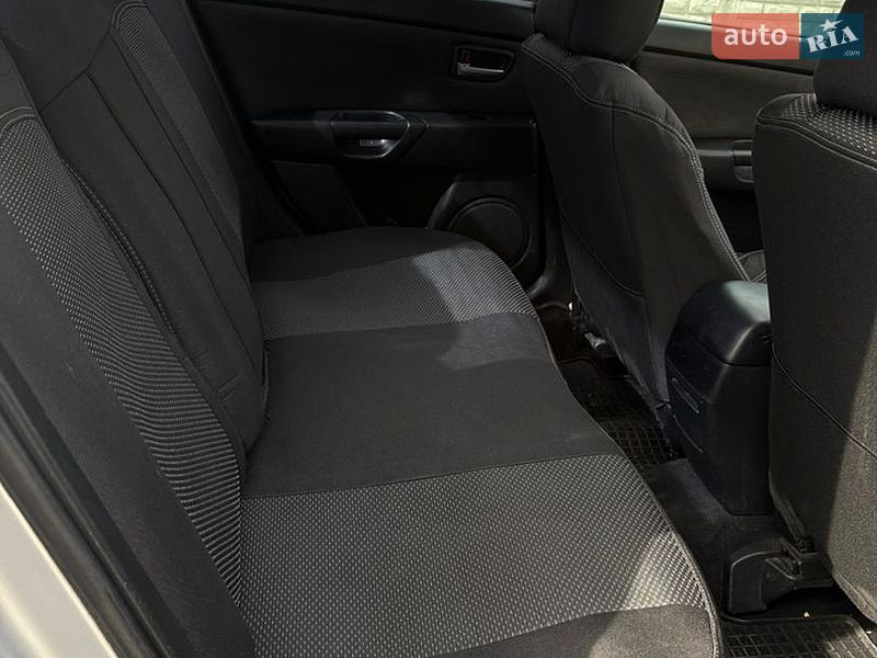Седан Mazda 3 2007 в Одесі