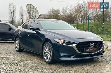 Седан Mazda 3 2019 в Ивано-Франковске