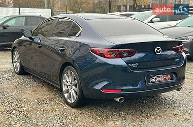 Седан Mazda 3 2019 в Ивано-Франковске