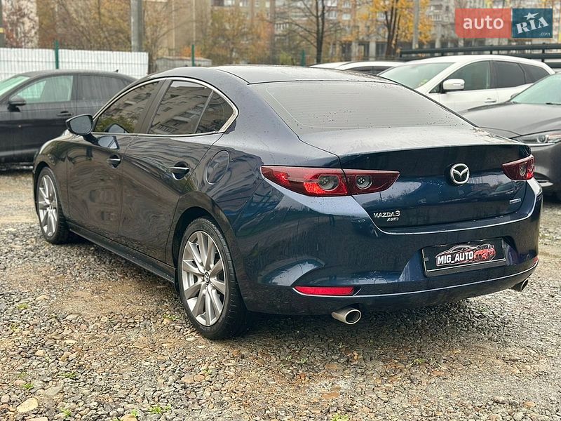 Седан Mazda 3 2019 в Ивано-Франковске