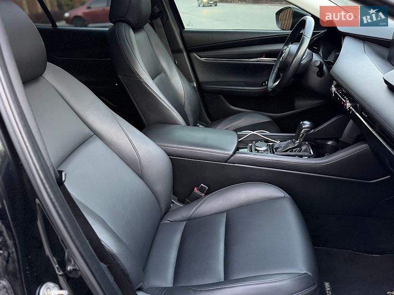 Седан Mazda 3 2024 в Днепре фото 23 Седан Mazda 3 2024 в Днепре
