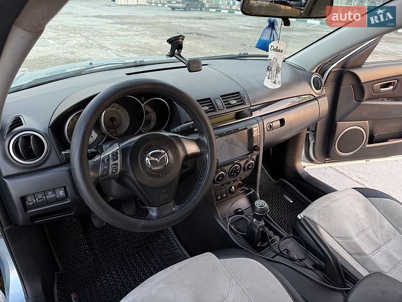 Седан Mazda 3 2007 в Первомайске
