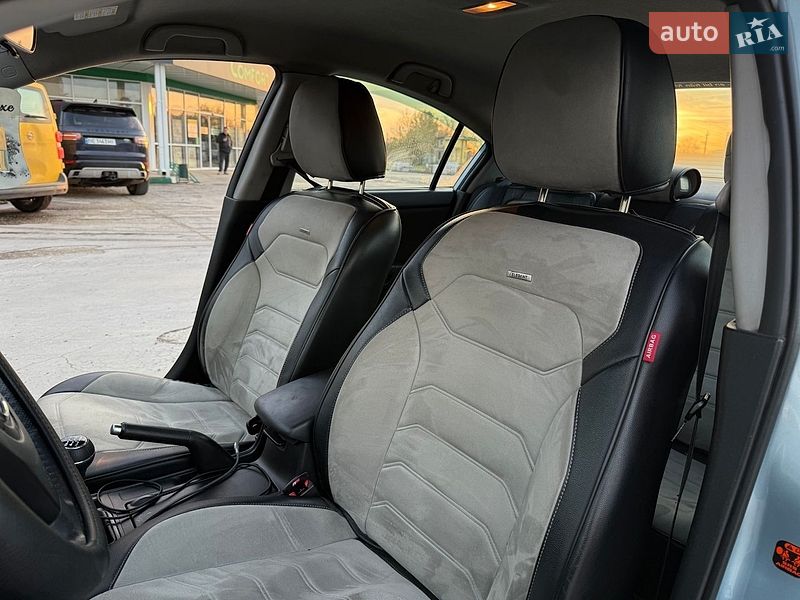 Седан Mazda 3 2007 в Первомайске