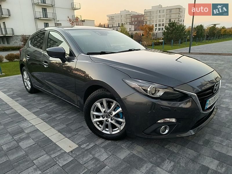 Хетчбек Mazda 3 2015 в Мукачевому