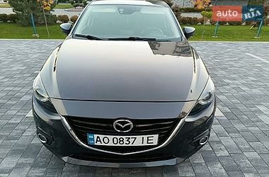 Хетчбек Mazda 3 2015 в Мукачевому