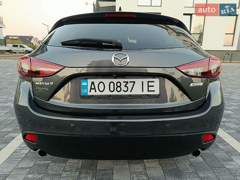 Хетчбек Mazda 3 2015 в Мукачевому