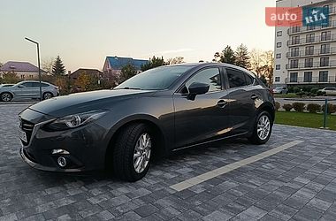 Хетчбек Mazda 3 2015 в Мукачевому