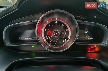 Хетчбек Mazda 3 2015 в Мукачевому
