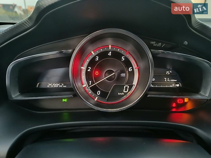 Хетчбек Mazda 3 2015 в Мукачевому