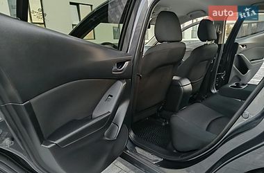 Хетчбек Mazda 3 2015 в Мукачевому