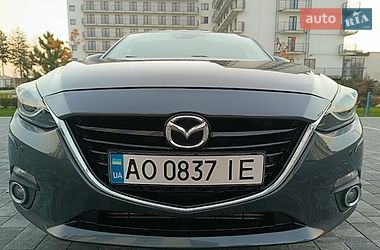 Хетчбек Mazda 3 2015 в Мукачевому