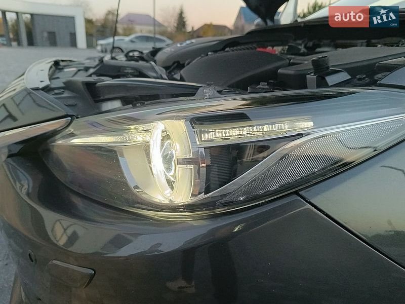 Хетчбек Mazda 3 2015 в Мукачевому