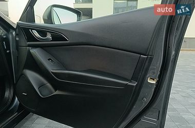 Хетчбек Mazda 3 2015 в Мукачевому