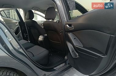 Хетчбек Mazda 3 2015 в Мукачевому