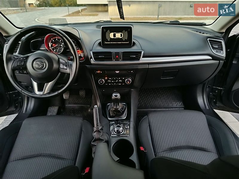 Хетчбек Mazda 3 2015 в Мукачевому