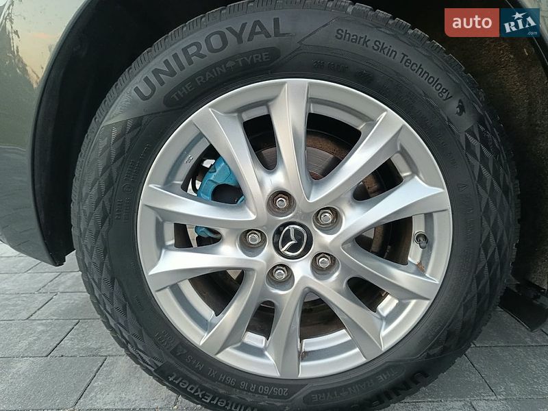Хетчбек Mazda 3 2015 в Мукачевому