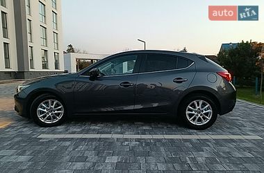 Хетчбек Mazda 3 2015 в Мукачевому