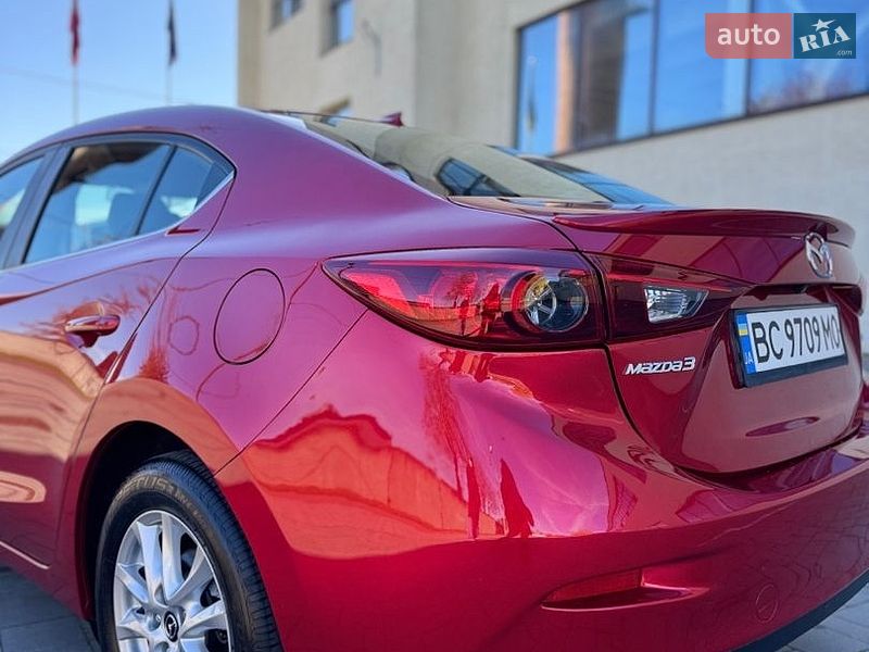 Седан Mazda 3 2014 в Стрые