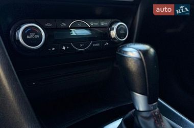 Седан Mazda 3 2014 в Стрые