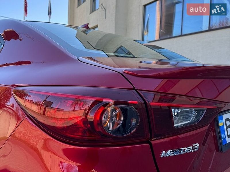 Седан Mazda 3 2014 в Стрые