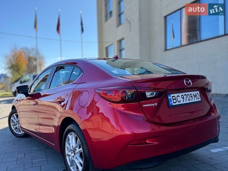 Седан Mazda 3 2014 в Стрые