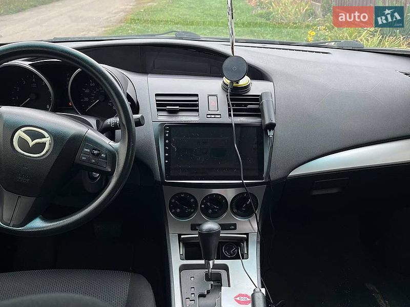 Седан Mazda 3 2010 в Кропивницком