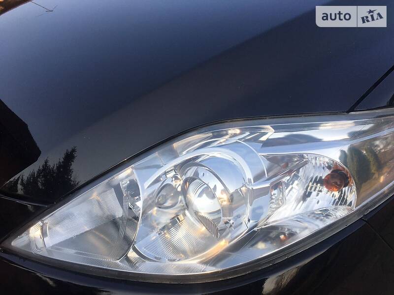 Мінівен Mazda 5 2006 в Києві фото 18 Мінівен Mazda 5 2006 в Києві