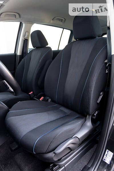 Мінівен Mazda 5 2012 в Луцьку
