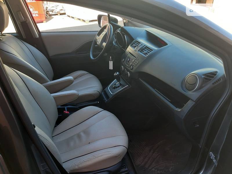 Универсал Mazda 5 2013 в Киеве