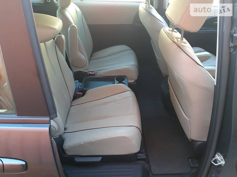 Универсал Mazda 5 2013 в Киеве