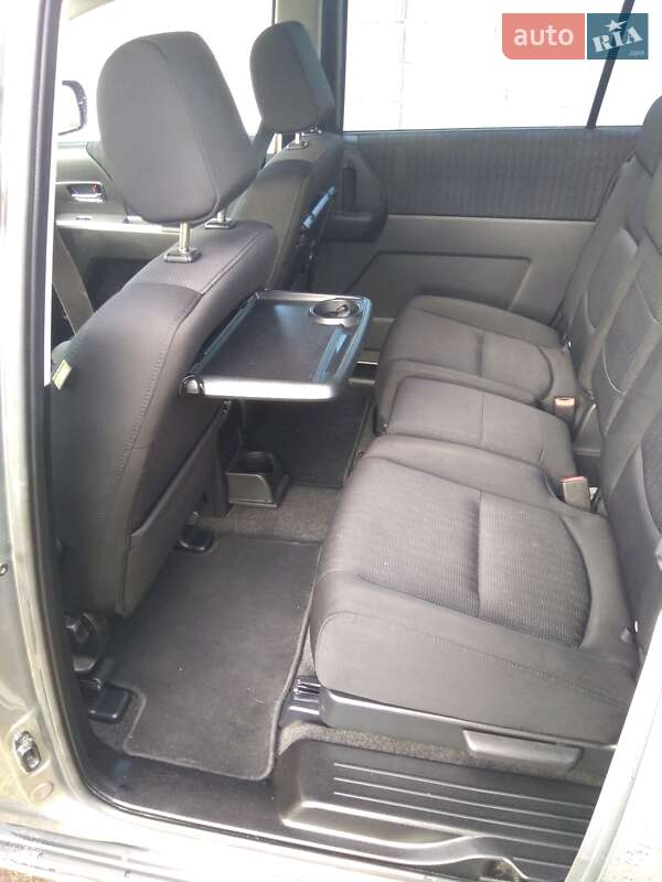 Минивэн Mazda 5 2009 в Костополе