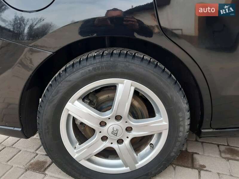 Минивэн Mazda 5 2007 в Ивано-Франковске