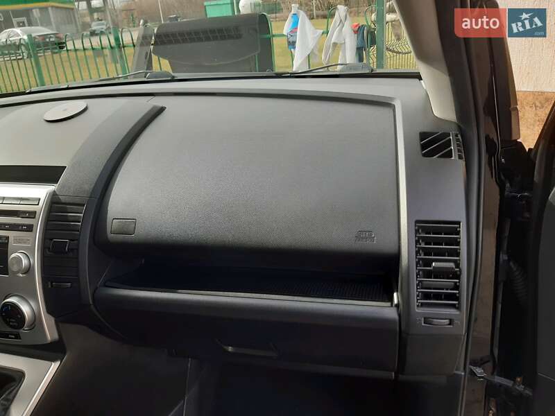 Минивэн Mazda 5 2007 в Ивано-Франковске