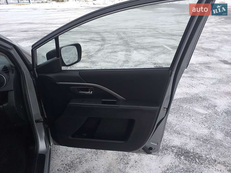 Минивэн Mazda 5 2012 в Ужгороде