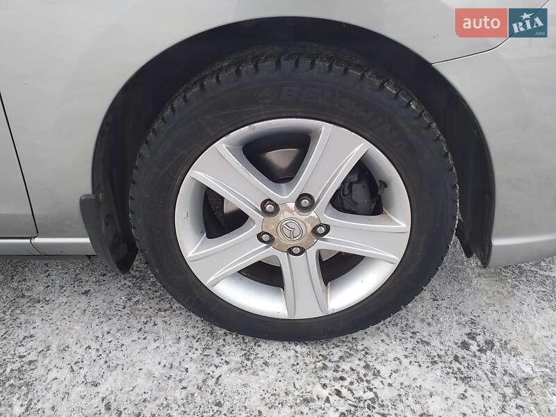 Минивэн Mazda 5 2012 в Ужгороде